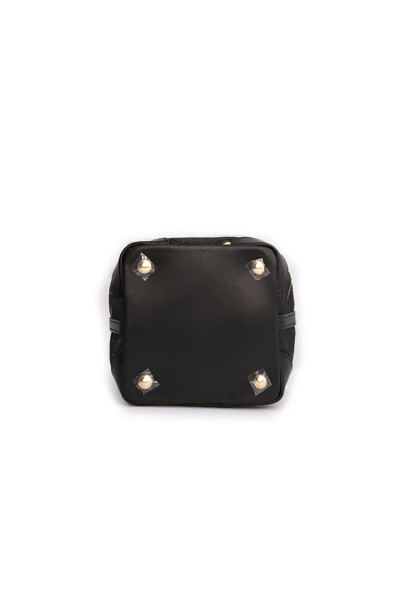 Aiviin | Black Wonder Woman Bucket Bag