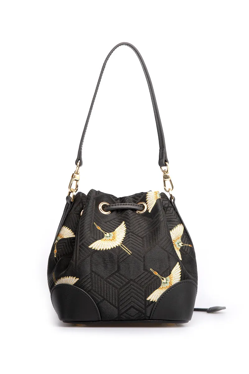 Aiviin | Black Wonder Woman Bucket Bag