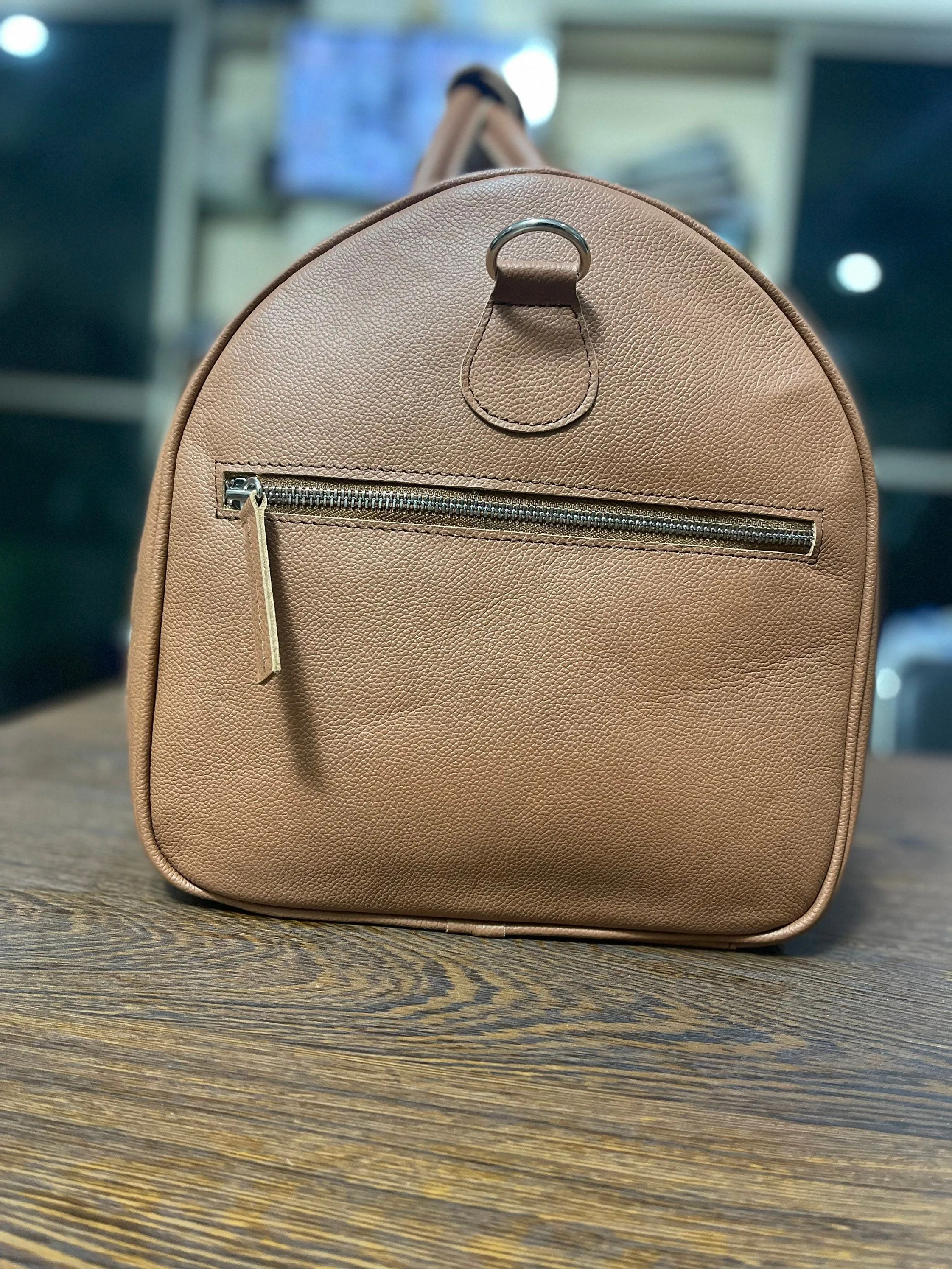 Cowhide Duffel Duffel cow leather Hand Bags Cowhide Hand Bags, Baby Weekender Hand Bag, Ladies Hand Bags, Leather Woven hand knotted
