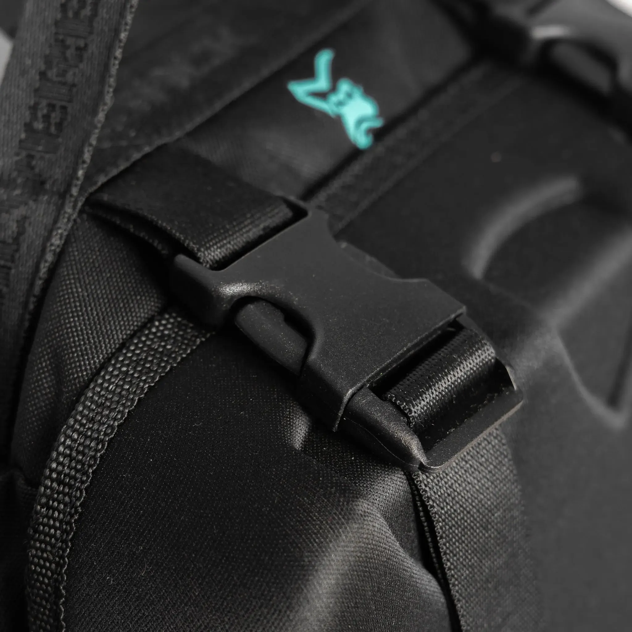 Fortis Pinnacle Midi Bag