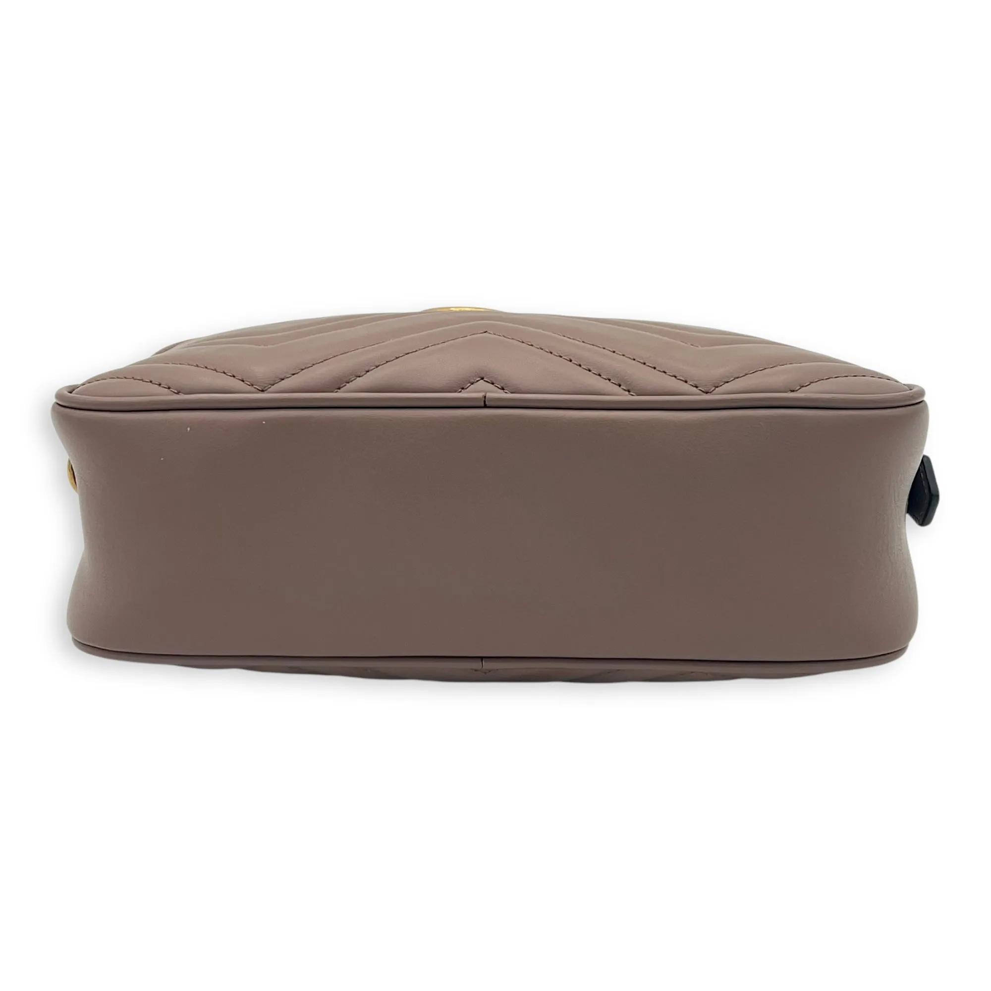 GG Marmont Small Beige Crossbody Bag in Calfskin, Gold hardware