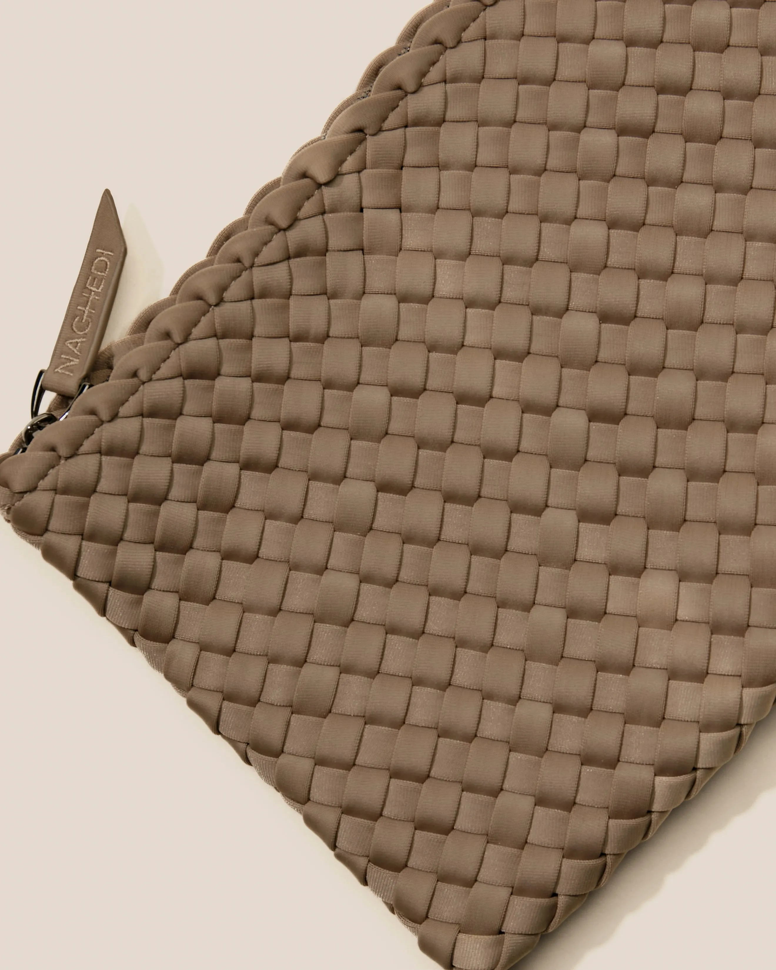 Nomad Medium Hobo | Cashmere