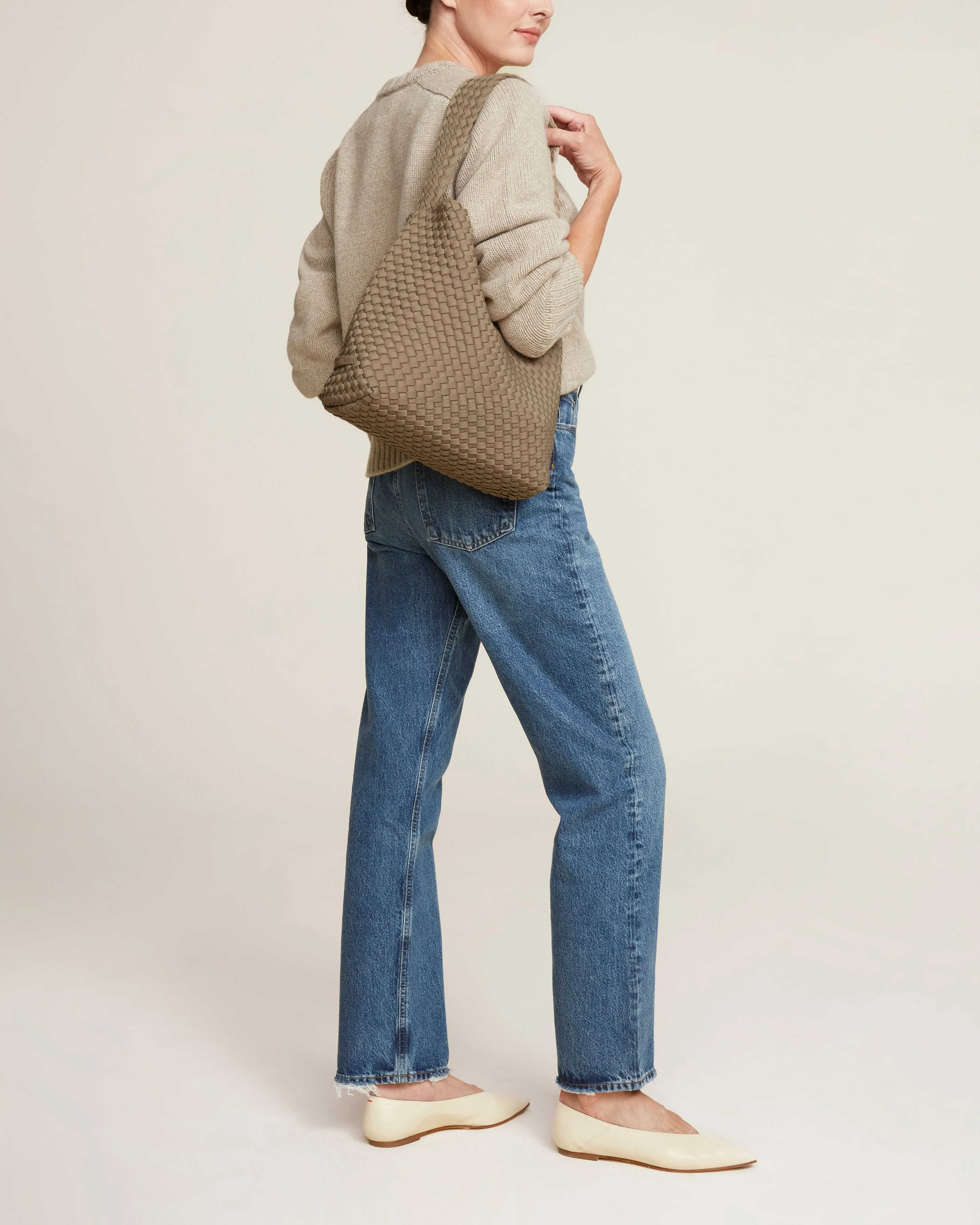 Nomad Medium Hobo | Cashmere